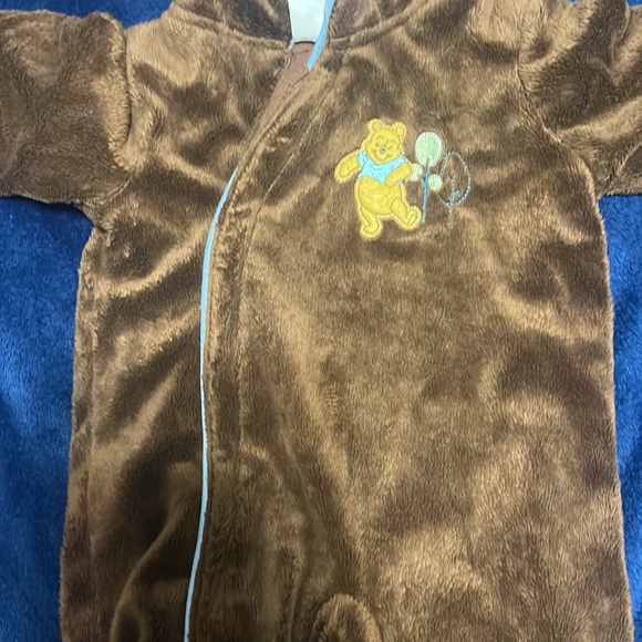Disney Baby Winnie the Pooh Brown snowsuit size 6/9 months - Picture 3 of 5